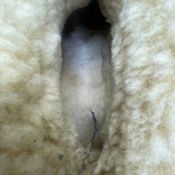 UGG Women’s Chestnut Suede Sheepskin-Lined Short Slip-On Winter Boots Size 9 - Picture 7 of 11